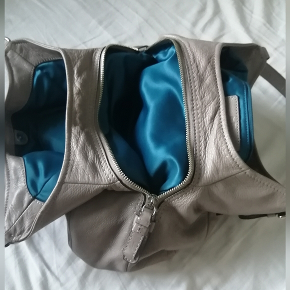 Coach purse - Picture 5 of 5